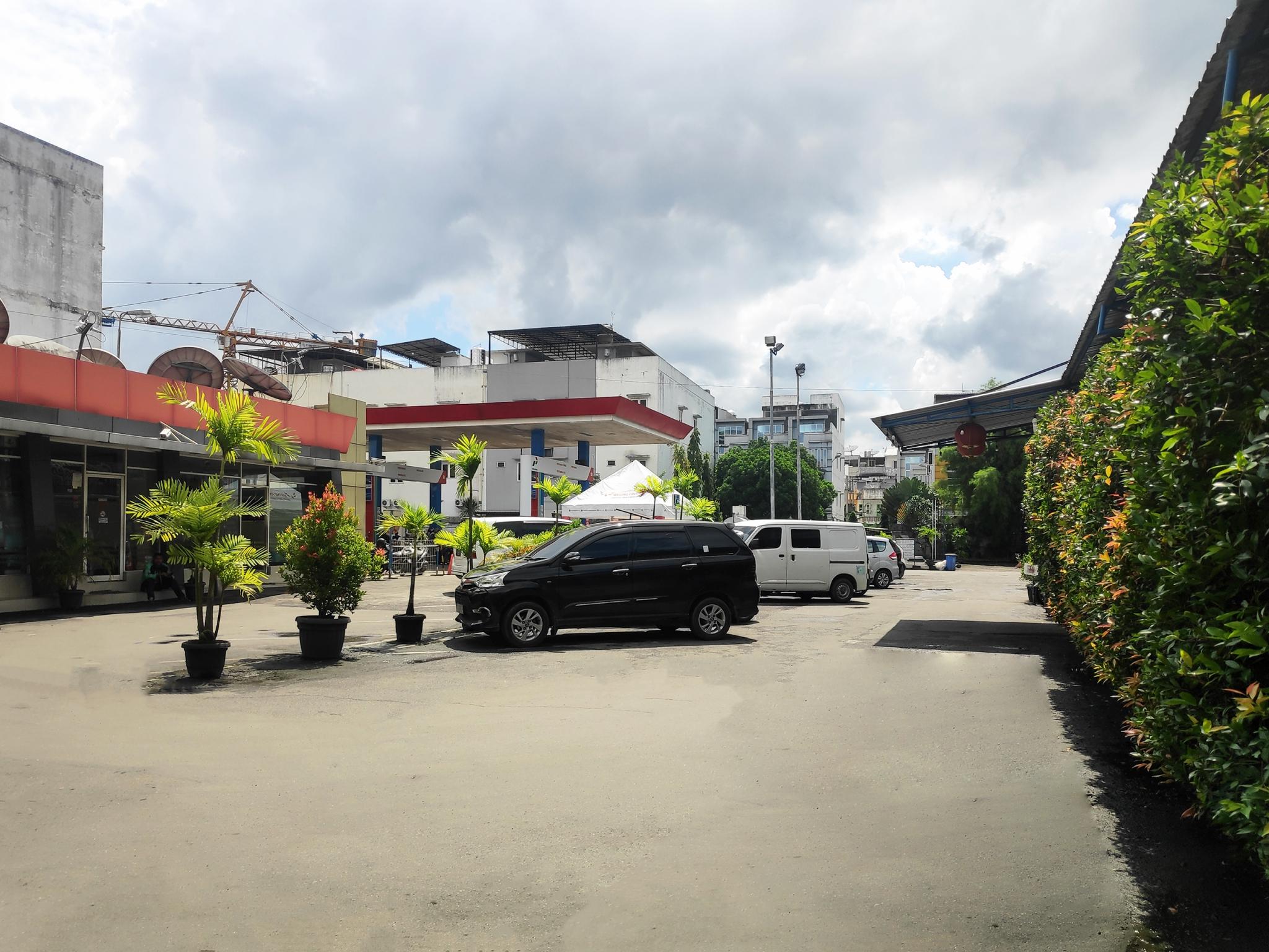 Urbanview Os Residence Medan By Reddoorz Ngoại thất bức ảnh